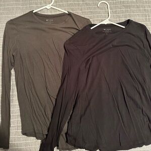 2 Figs Underscrub long sleeve shirts